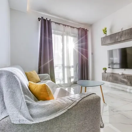 Ra5 - New, Bright & Spacious - Sliema-gzira Area! Apartment *