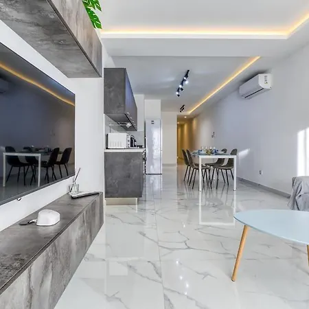 Apartamento Ra5 - New, Bright & Spacious - Sliema-gzira Area! *
