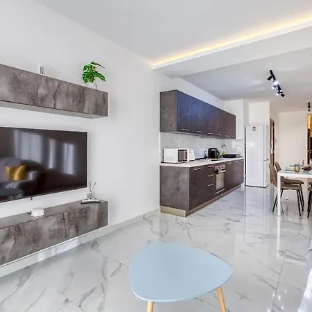 شقة Ra5 - New, Bright & Spacious - Sliema-gzira Area!