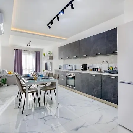 Ra5 - New, Bright & Spacious - Sliema-gzira Area! Apartman Gżira