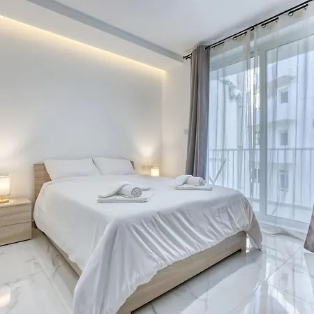 Ra5 - New, Bright & Spacious - Sliema-gzira Area! Apartman *