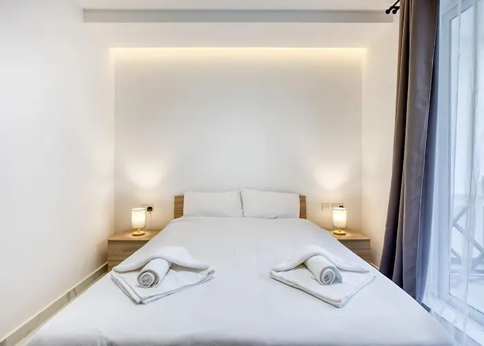 Ra5 - New, Bright & Spacious - Sliema-gzira Area! Apartamento Gzira