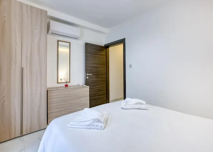 Ra5 - New, Bright & Spacious - Sliema-gzira Area! Gzira