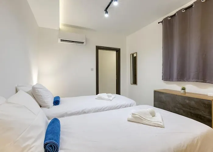 Apartamento Ra5 - New, Bright & Spacious - Sliema-gzira Area!