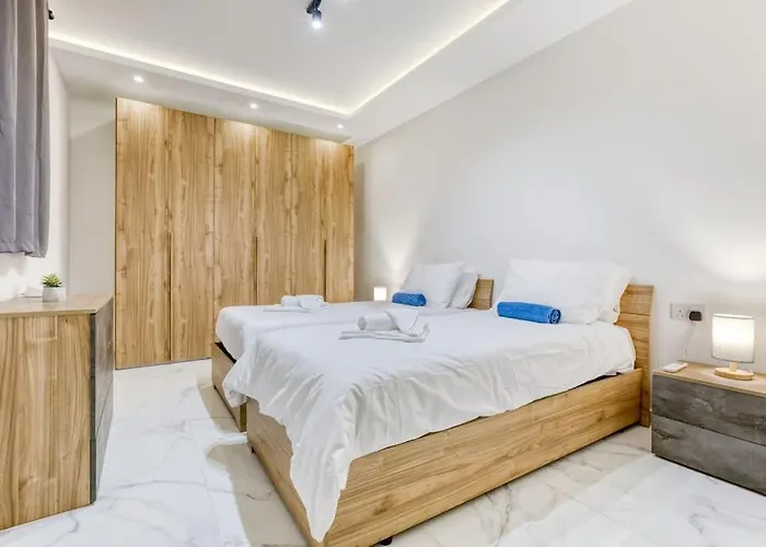 Ra5 - New, Bright & Spacious - Sliema-gzira Area! *