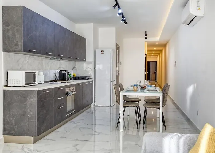 Ra5 - New, Bright & Spacious - Sliema-gzira Area! * Gzira